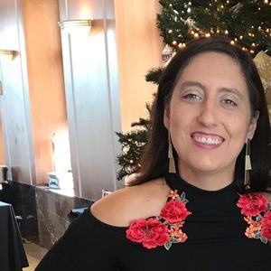 Meet your Posher, Angie